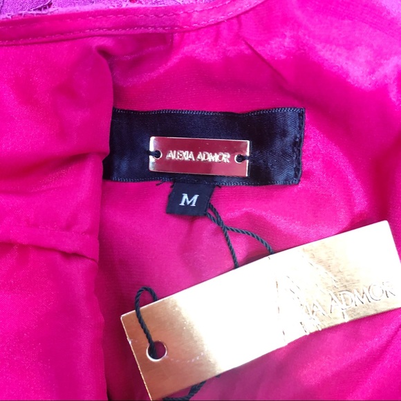 Alexia Admor Bell Sleeve Lace Midi Dress Fuchsia - Picture 6 of 6